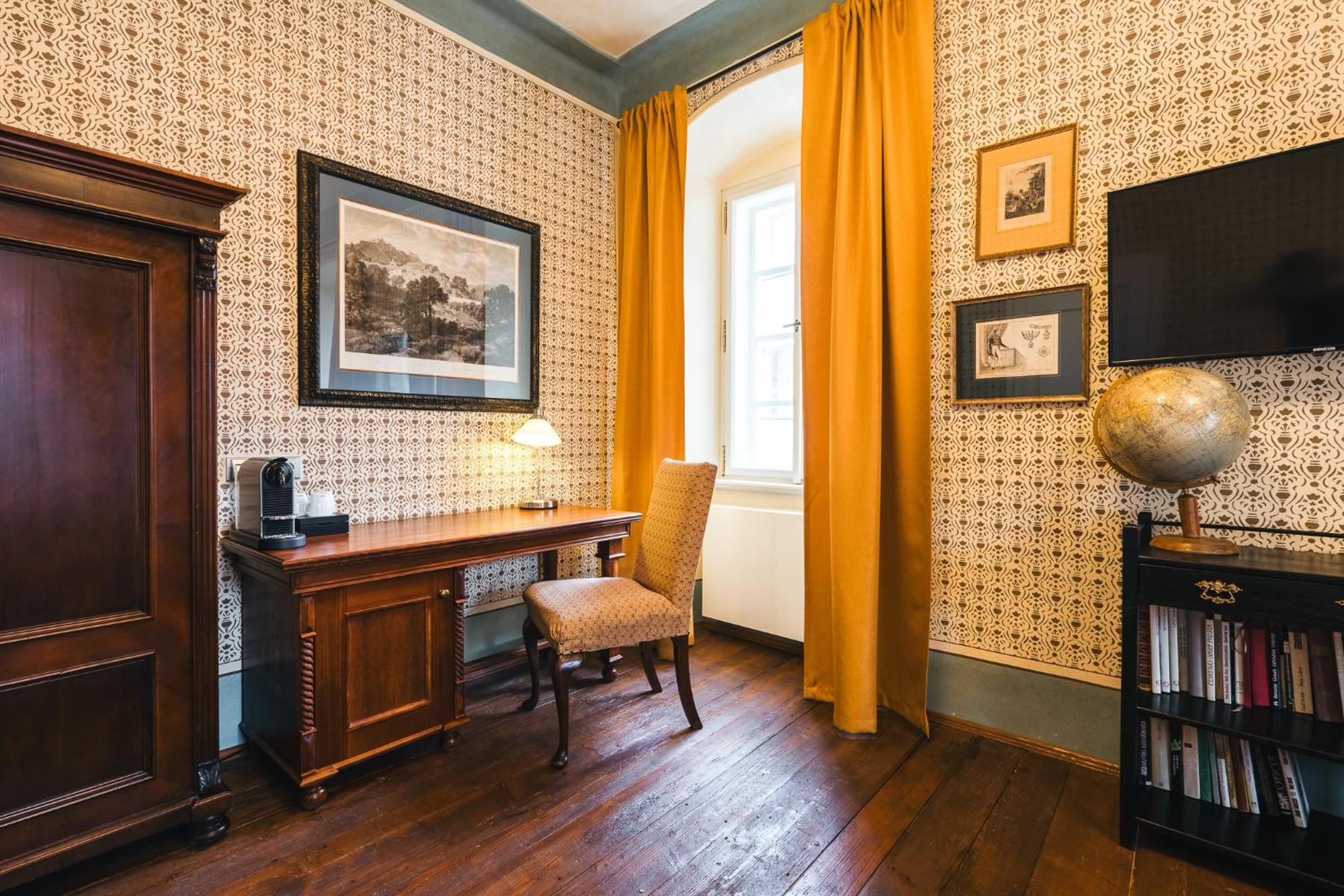 Hotel Latrán Český Krumlov Esterno foto
