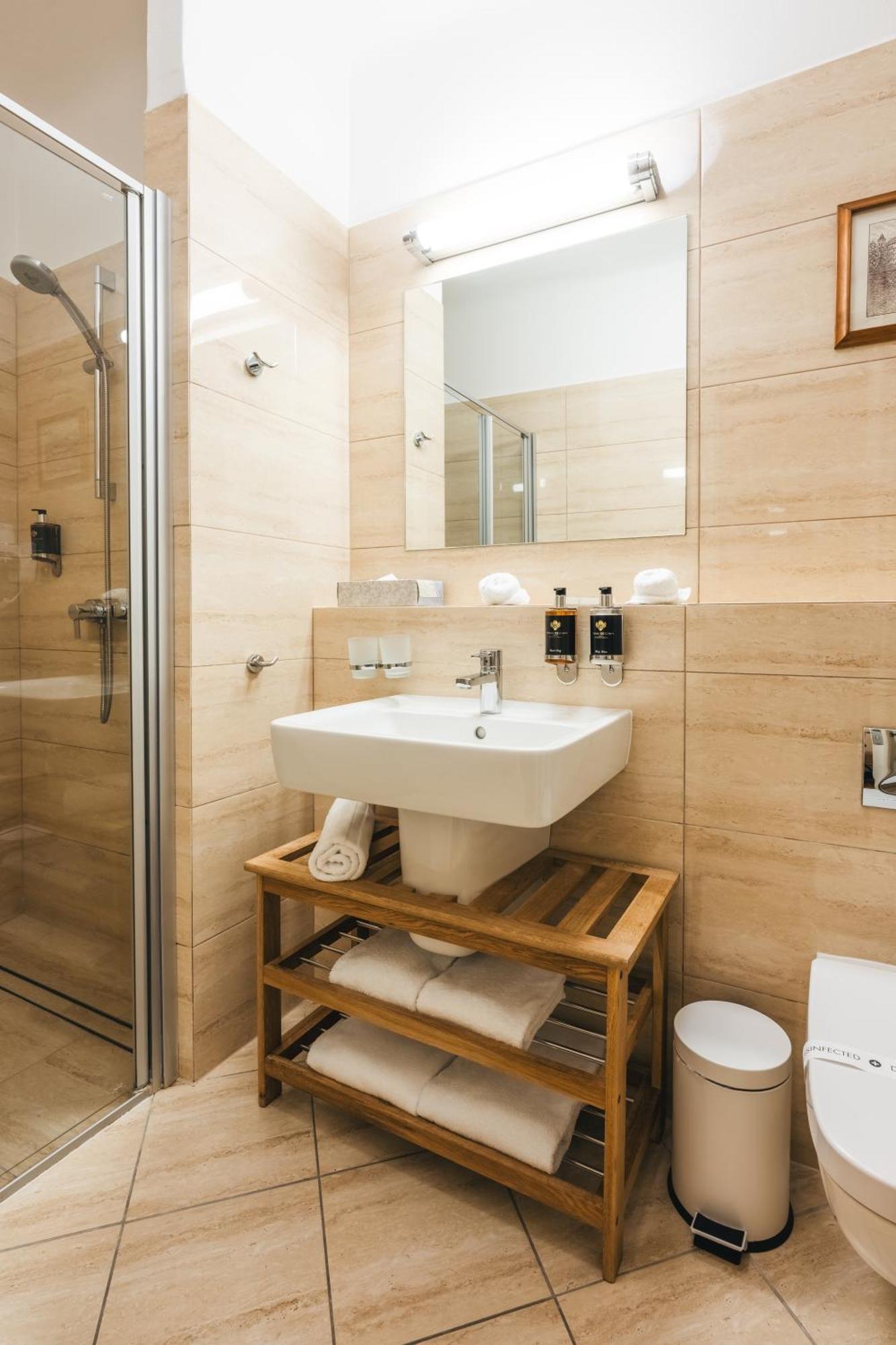 Hotel Latrán Český Krumlov Esterno foto