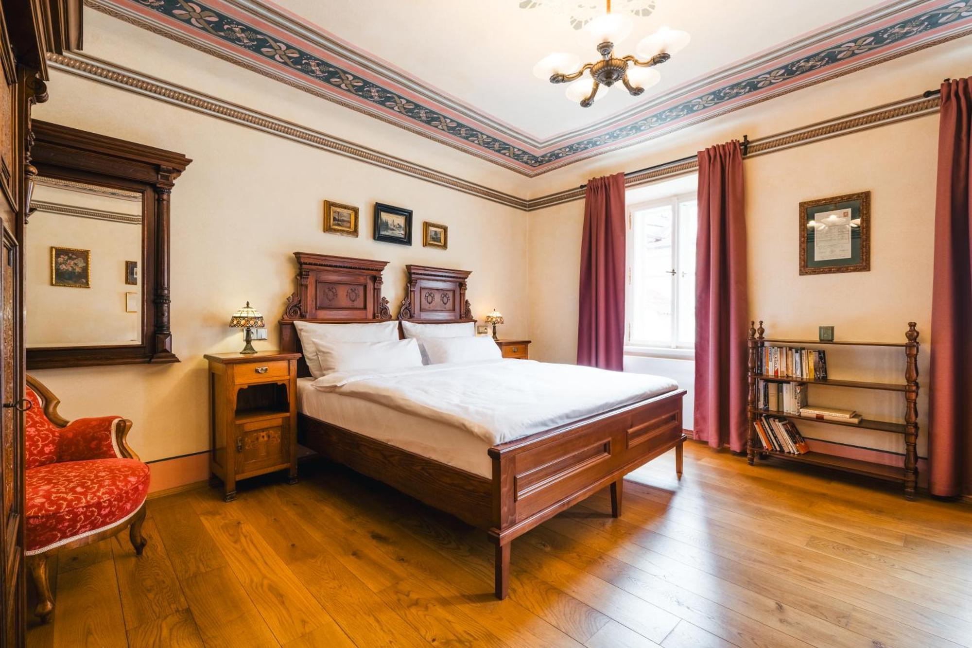 Hotel Latrán Český Krumlov Esterno foto
