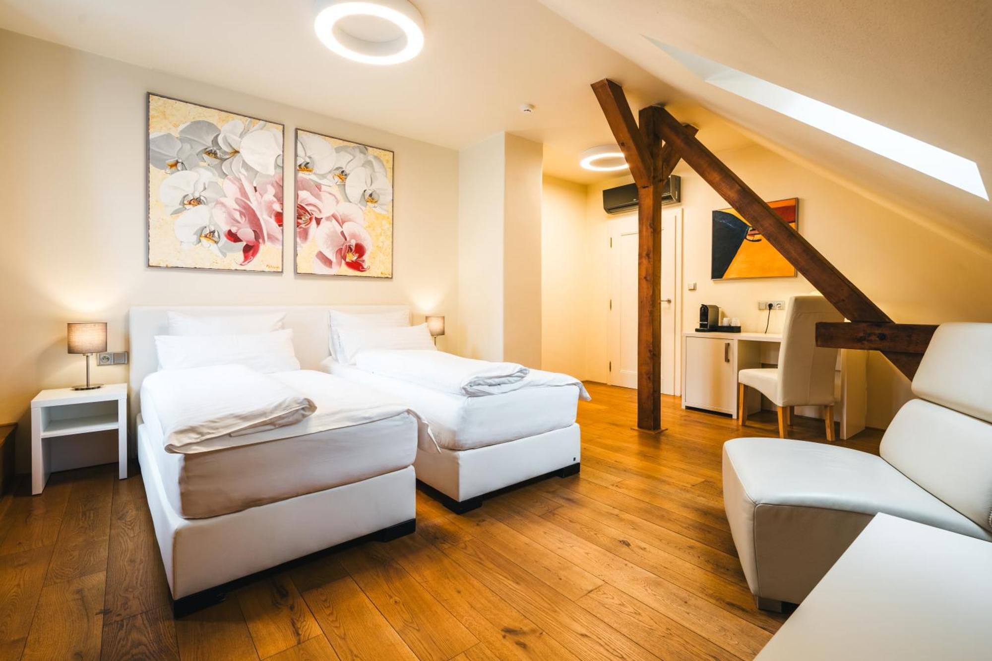 Hotel Latrán Český Krumlov Esterno foto