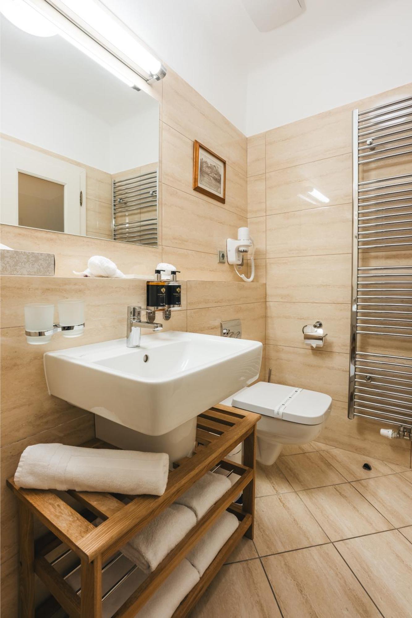 Hotel Latrán Český Krumlov Esterno foto