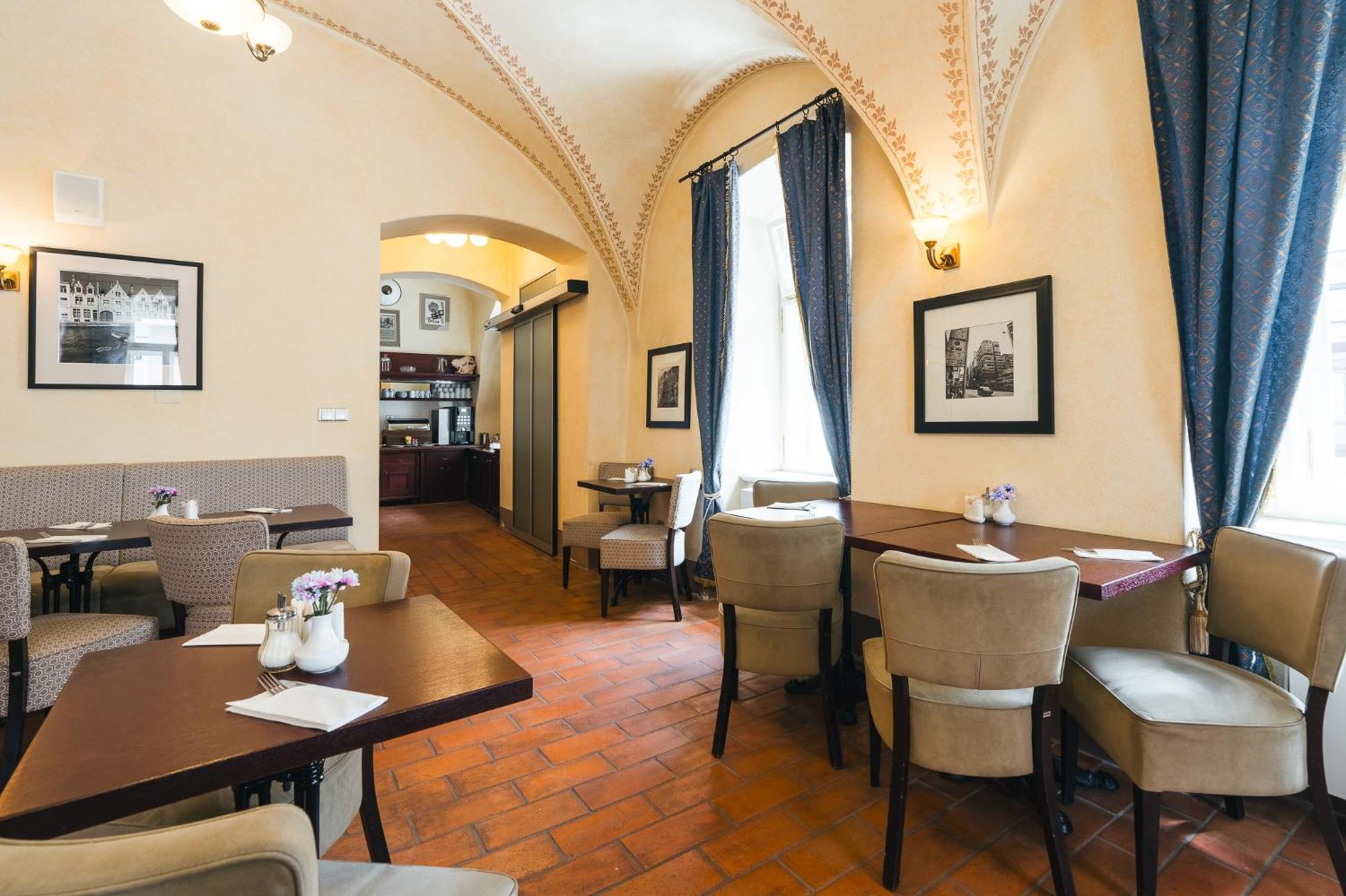 Hotel Latrán Český Krumlov Esterno foto
