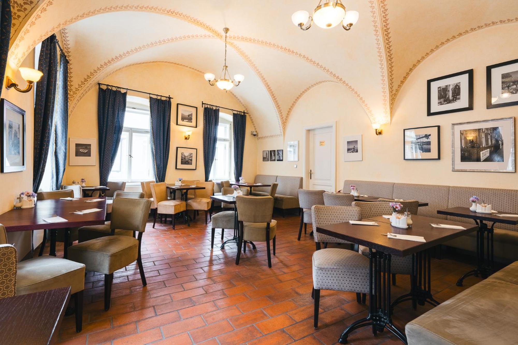 Hotel Latrán Český Krumlov Esterno foto